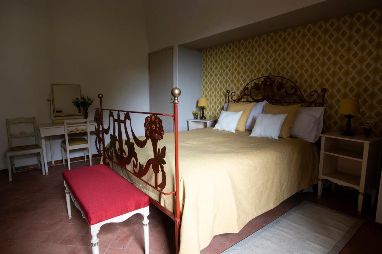 Fattoria Di Caticciano, Elegante Affittacamere Relax E Natura Vicino Firenze Pelago Exterior photo